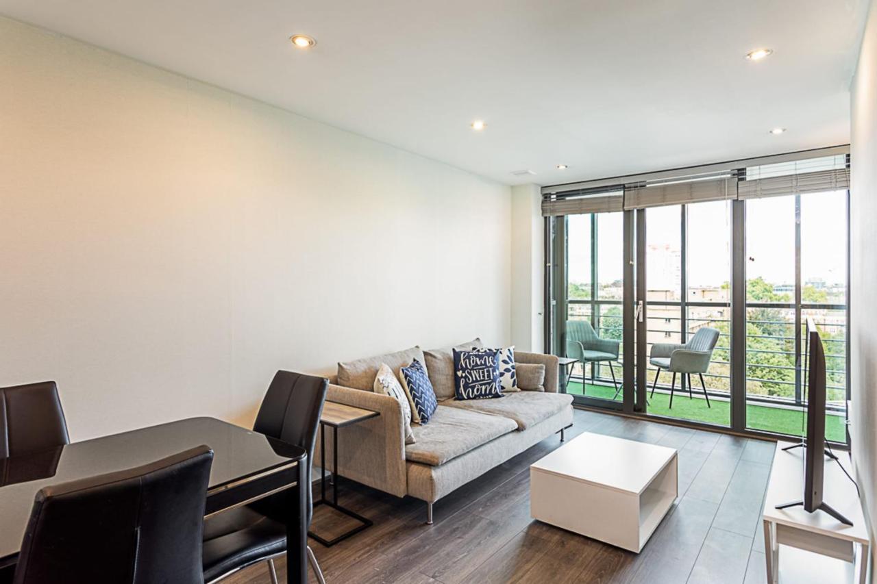 شقة Convenient Urban Pad In Paddington لندن المظهر الخارجي الصورة