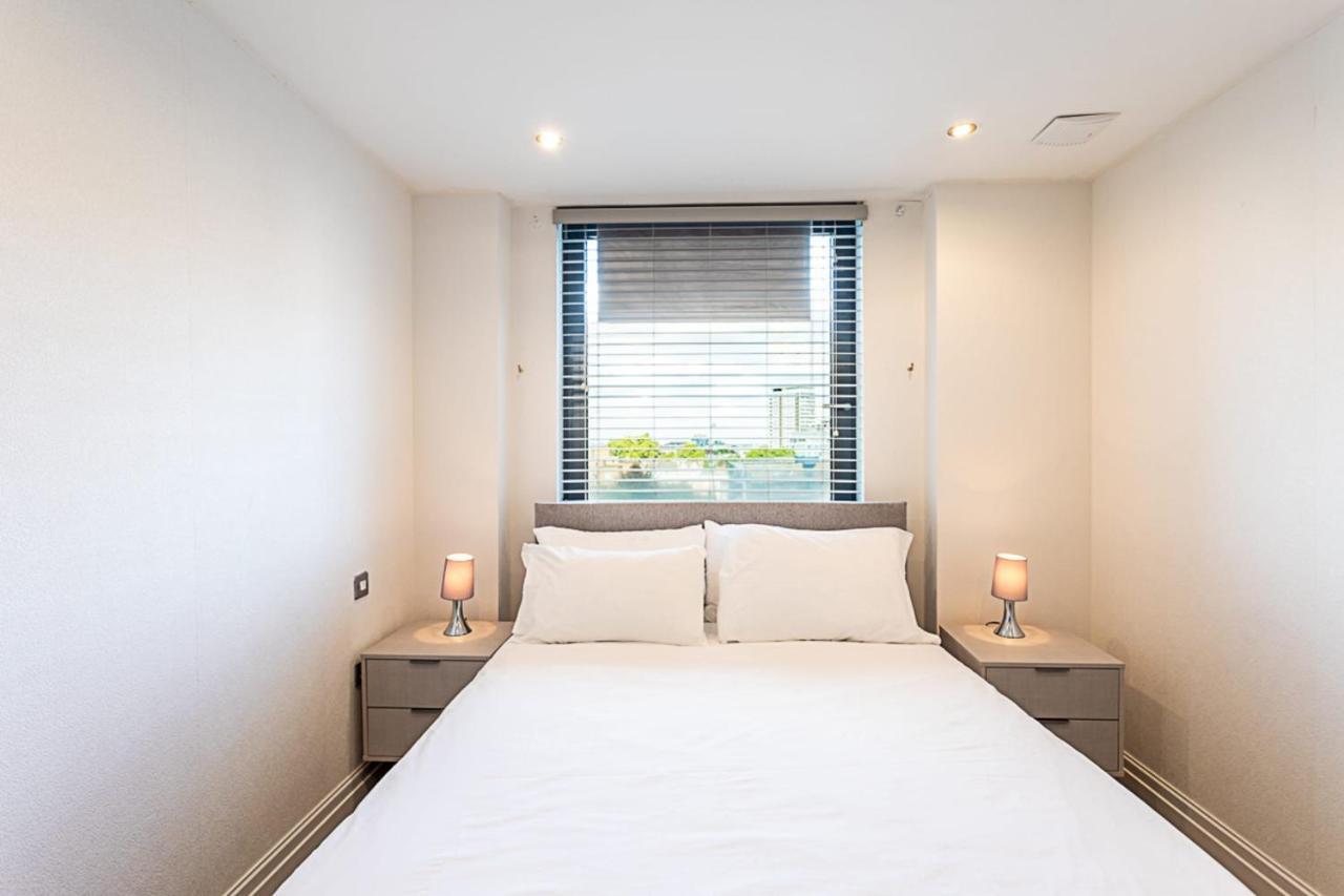 شقة Convenient Urban Pad In Paddington لندن المظهر الخارجي الصورة
